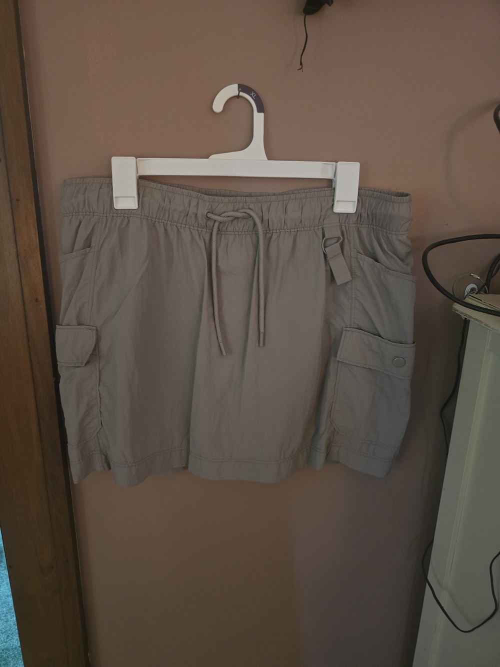 Avia Women's Cargo Skort in Light Taupe